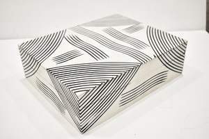 Modern <b>Black</b> & White Abstract Line Decorative Storage Box with Lid and Resin Organizer for Home Décor & Keepsakes at Best Price - Product Image 4