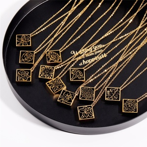 Collar con colgante cuadrado <span class=keywords><strong>de</strong></span> flor <span class=keywords><strong>de</strong></span> cumpleaños, línea <span class=keywords><strong>de</strong></span> esmalte negro Simple Vintage, joyería personalizada <span class=keywords><strong>de</strong></span> acero inoxidable - Product Image 3