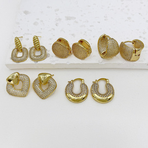 Best Gift Baskets for Mom: Luxury Hoop Earrings & Silk Fabrics
