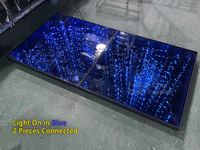 Panneau de scène de danse LED 3D portable de forme carrée noire de 60x60 cm avec un design de étincelles pour la décoration de la salle de mariage