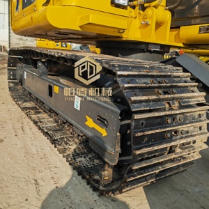 Used Komatsu PC70-8 excavator 7-ton <b>small</b> hydraulic excavator with original Japanese engine <b>pump</b> for household farms - Product Image 3