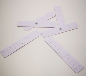 แท็ก RFID สำหรับผ้า UHF กันน้ำ ทนความร้อนสูง สำหรับการจัดการทรัพย์สินเสื้อผ้าลินิน - Product Image 4