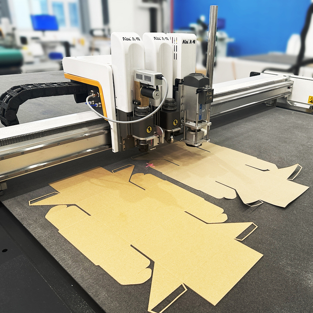 CNC Knife Cutter Plotter Vibrating Knife Cutting Machine for Foam Board Vinyl Sticker