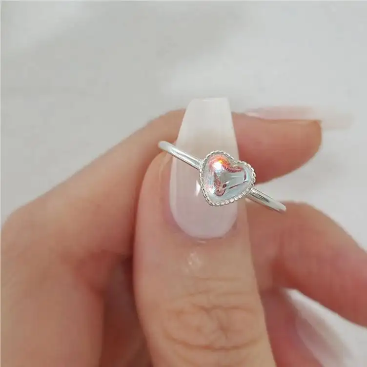 Silberne Zierliche Geschenk für Mädchen Großhandel klassische bunte CZ Perlen Grenze Liebesherz 925 Sterlingsilber einstellbarer Ring