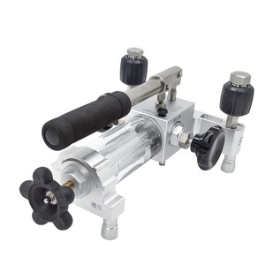 Önceden basınçlı taşınabilir 60 Mpa el basınç kalibratörü basınç göstergesi hidrolik kalibrasyon pompası - Product Image 2