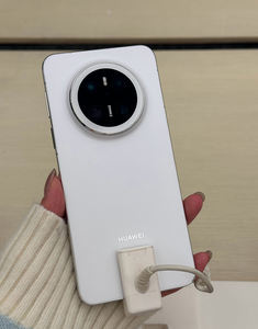 Nuovo Hua Wei Mate 70, Schermo OLED 6.7\" 120Hz, Quattro Fotocamere Posteriori 50MP, Batteria 5300mAh, Ricarica Cablata 66W, Ricarica Wireless 50W, HarmonyOS 4.3, NFC, Telefono Cellulare 5G - Product Image 6