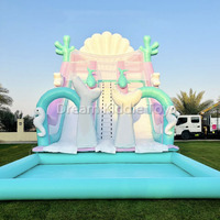 Grand toboggan gonflable rose et blanc à double voie avec piscine Double toboggan rose pastel pour enfants adultes pour les fêtes en plein air