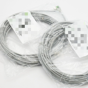 2x Electronique 7000-08121-2301000 Pur 3x0.25 Ul/csa + Remorquage 10m-inutilisé-Nouveau Stock original prêt à l'emploi Automatisation industrielle - Product Image 1