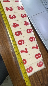 Juego Educativo de Mahjong con Fichas Numéricas de Plástico, Diseño en Relieve de Esquinas Cuadradas 1-5, en Caja de Cartón - Product Image 6
