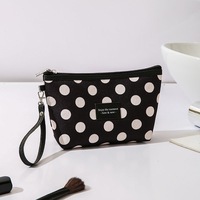 Pochette en toile faite à la main avec de jolis motifs floraux et de dessins animés porte-clés sac cosmétique pour contenir de petits objets comme des écouteurs