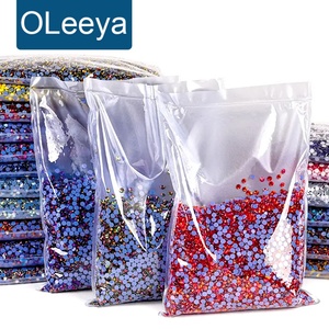 Prix d'usine OLeeya, 14400 pièces de cristaux thermocollants de qualité supérieure, vente en gros de strass, strass DIY pour vêtements - Product Image 1