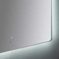 Miroir de salle de bain intelligent à LED avec fonction anti-buée, capteur tactile, lumière réglable, rétroéclairage et affichage de l'heure