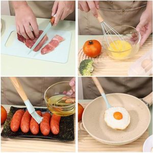 Nuevo Set de Utensilios de Cocina de Silicona de 19 Piezas al por Mayor con Tabla de Cortar, Cubo de Almacenamiento con Mango de Madera y Cuchillo Antiadherente - Product Image 5