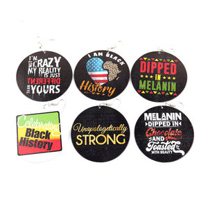 Pendientes redondos de madera historia negra - Product Image 1