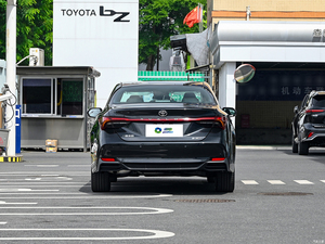 Toyota Avalon Asian 2023 Dragon Usato Ibrido <span class=keywords><strong>Auto</strong></span> Guida a Sinistra 0 km Veicolo Usato in Stock in Offerta - Product Image 6
