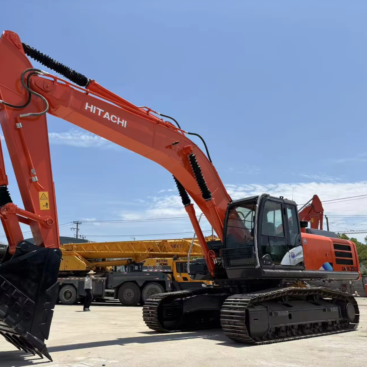 Excavator Hitachi 870 - Heavy Duty & Durable Solutions
