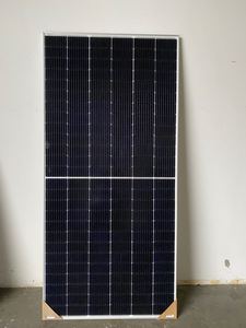 แผงโซลาร์เซลล์โมโนเฟเชียลคุณภาพสูง Jinko/Risen 535w 540w 550w 530w พร้อมราคาที่ดีที่สุด - Product Image 3