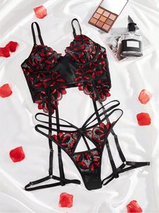 Ensemble de lingerie sexy en polyester ODM, design 3D, 3 pièces, transparent, brodé, avec soutien-gorge, jarretière <span class=keywords><strong>et</strong></span> attaches pour les pieds, taille XL - Product Image 4