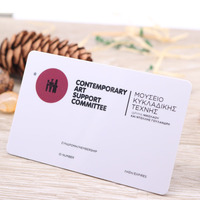 Carte d'identité intelligente NFC en relief UV de haute qualité nouveau contrôle d'accès aux entreprises et aux adhésions avec conception d'artisanat à puce intelligente RFID