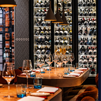 Mobilier de restaurant de luxe 5 étoiles, ensemble de tables de restaurant modernes en bois massif et marbre, banquettes de restaurant pour projets