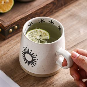 Mug <span class=keywords><strong>en</strong></span> grès créatif Soleil et Lune Solhui, mug à café - Product Image 4