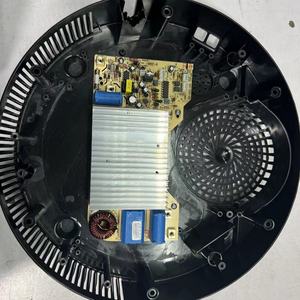 Placa de Inducción Portátil Duxtop, Hornilla de Inducción de Sobremesa con Sensor Táctil LCD - Product Image 3