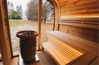 Sauna Listrik Luar Ruangan Villa Kayu Spruce Solid Bentuk Persegi untuk 5 Orang, Uap Basah, Penggunaan Keluarga, OEM/ODM 9KW Ramah Lingkungan
