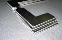 Service de découpe laser sur mesure en tôle d'aluminium JMT OEM - Composants de batteries, selon vos dessins, épaisseur maximale de la tôle 20 mm