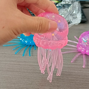 Juguete Antiestrés de Medusa de Simulación, de Compresión Lenta y Rebote, para Aliviar el Estrés, Juguete Novedoso de Pulpo Acuático para Niñas - Product Image 4