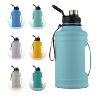 Bouteille d'eau de 64oz sur mesure avec poignée et couvercle Bouteille d'eau en acier inoxydable à paroi unique d'une capacité de 2L pour salle de sport