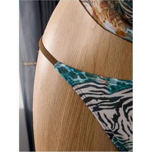 RoseSeek Ensemble de bikini 3 pièces à imprimé animal pour femme, maillot de bain drapé à bretelles et string avec jupe de plage - Product Image 2