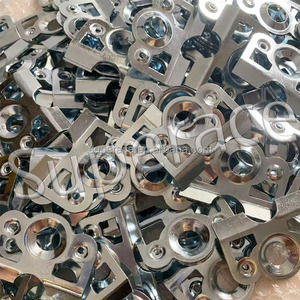 Piezas para autos de carreras: Placa de resorte Dzus de 1-3/8 pulgadas, soporte de montaje y abrazaderas Dzus de liberación rápida para chasis de autos de carreras - Product Image 4