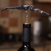 2024 produit populaire hippocampe coloré logo personnalisé multifonctionnel de luxe en acier inoxydable ouvre-bouteille de vin tire-bouchon