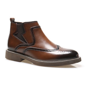 Vente en gros de bottes en cuir classiques pour hommes, de haute qualité et à prix attractif, nouvelles chaussures pour hommes en grande taille - Product Image 1