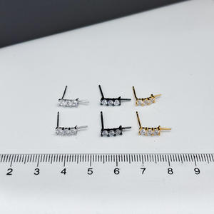 ต่างหูเงินแท้ S925 ประดับมุก DIY รุ่น Queen's Three Diamond พร้อมลูกปัดทรงกลมขนาด 9-13 มม. ต่างหูแฟชั่นแบบห้อย รุ่น 22286 - Product Image 4