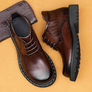 Bottes en cuir véritable pour hommes, hauteur cheville, bout rond, à lacets, semelle extérieure en caoutchouc antidérapante, style automne, vente en gros - Product Image 2
