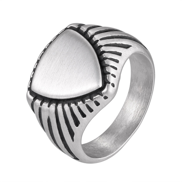 Men's American Retro Triangle Ring Brushed Stainless Steel Fashion Personality Finger Ring