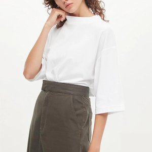 เสื้อยืดไหล่ปล่อยชายผ้าคอตตอนเสื้อยืดโอเวอร์ไซส์ผ้า100% โลโก้ตามสั่งเสื้อยืดทรงแบ็กกี้300 GSM - Product Image 3