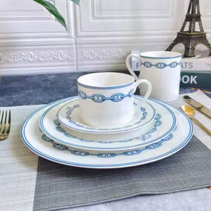 Vajilla de Porcelana Fina de 36 Piezas - Diseño de Cadena Azul Estilo Europeo Apta para Lavavajillas, Regalo Ideal para Mudanza - Product Image 6