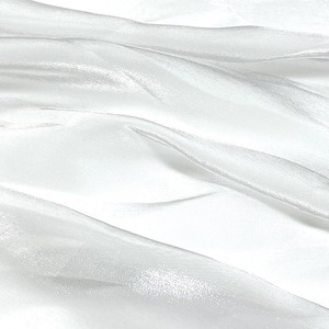 Les vêtements écologiques pour filles en 100% polyester comprennent Lily Satin Glassy Gaze Crystal Satin Tissu nacré Sheer Satin - Product Image 2