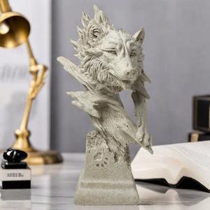 Statue de tête de loup sculptée en résine époxy rétro, décoration artistique, art populaire créatif, décoration de cave à vin, bureau, artisanat doux - Product Image 1