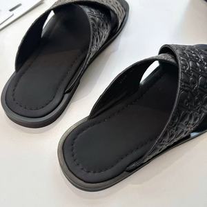 Pantuflas de cuero con textura antideslizante, zapatos de marca de diseñador, pantuflas cómodas de verano, pantuflas de piel de moda, las más vendidas - Product Image 5