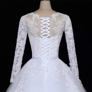 2022 New Design White Pure White Long Sleeve Lace Sexy Wedding Dresses Bridal Ball Gown with Tail - Product Image 4