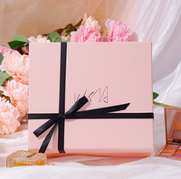 Luxuriöse Geschenkverpackung aus Kunstpapier mit individuellem Logo, Prägung, Schleifenhenkel und wasserdichter Tasche für Hochzeiten und Partys, tragbar