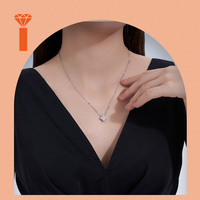 Magnifique collier ras du cou pour femme en argent 925 plaqué rhodium, orné de moissanite en forme de fleur porte-bonheur, micro-pavé de haute qualité