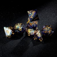 Ensemble de 7 dés polyédriques DND en résine noire à bords vifs, faits à la main, avec paillettes et feuille irisée, pour jeux de rôle sur table