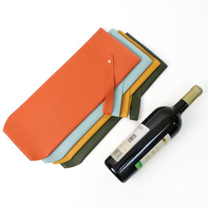 Elegante Bolsa de Vino de Cuero PU con Esquinas Plegables, Lista para Regalo, Portabotellas Individual Portátil para Amantes del Vino, Regalo para Campamentos al Aire Libre - Product Image 5