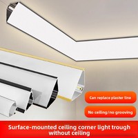 Plafonnier linéaire encastré en alliage d'aluminium, design triangulaire, indice de protection IP65, angle de faisceau de 100°, couleurs blanc/noir/or