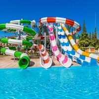 Toboggan aquatique en spirale en fibre de verre personnalisé pour les parcs d'attractions, adapté aux enfants et aux adultes