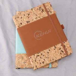 สมุดแพลนเนอร์รายวันแบบปกแข็งทำจากไม้ก๊อก น่ารัก เป็นมิตรกับสิ่งแวดล้อม ขนาด A5 A6 สำหรับธุรกิจ สมุดบันทึกการดูแลตัวเอง งานแต่งงาน ขายส่งปี 2023 รับทำตามสั่ง - Product Image 5